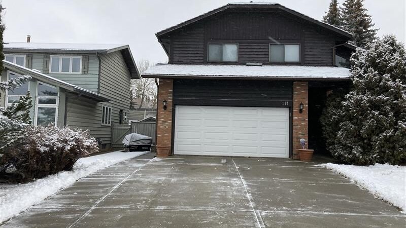 Déneigement piétonnier Québec - Trottoirs et escaliers